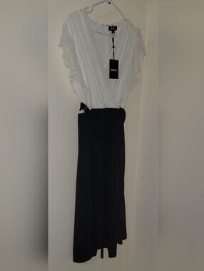 SALE!! NWT Size 14 Black And White Dress From DKNY Retails For $129